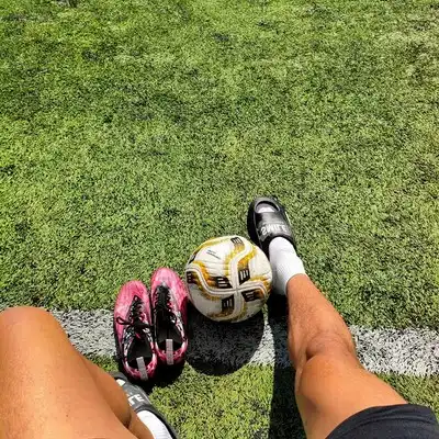 罗煜
